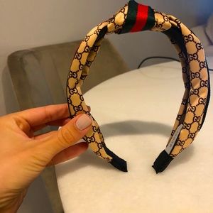 GG headband